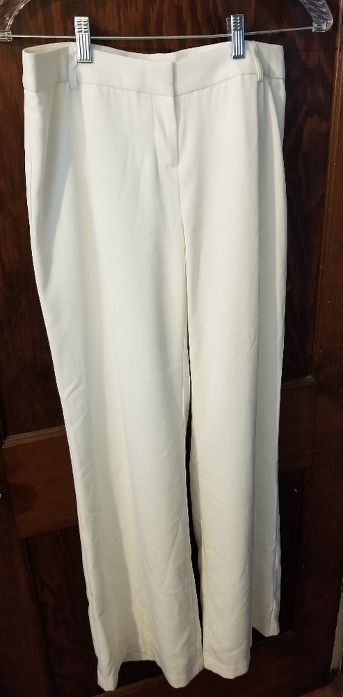 St. Tropez West Ivory wide trouser pant.